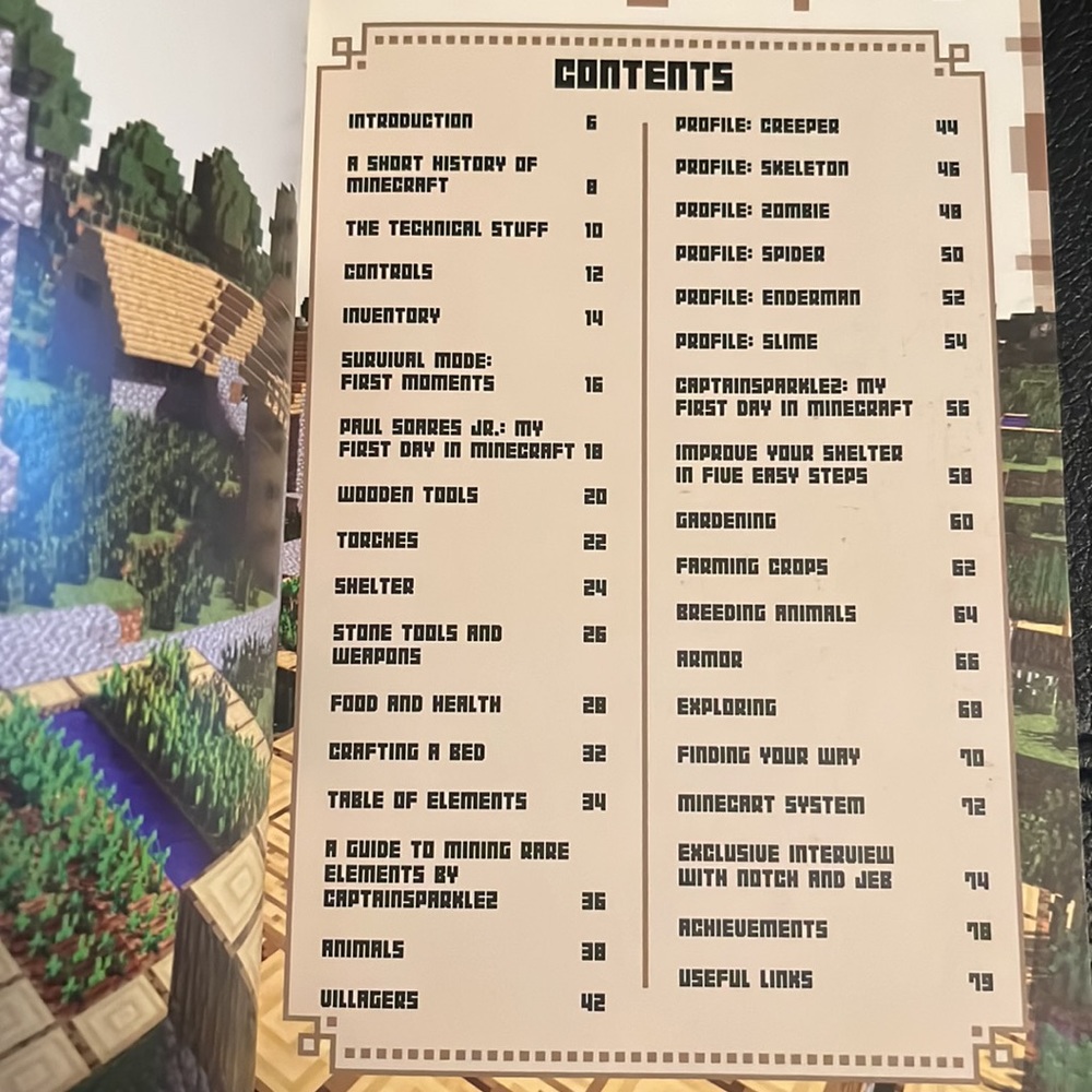 Minecraft Essential Handbook - Picture 5 of 5